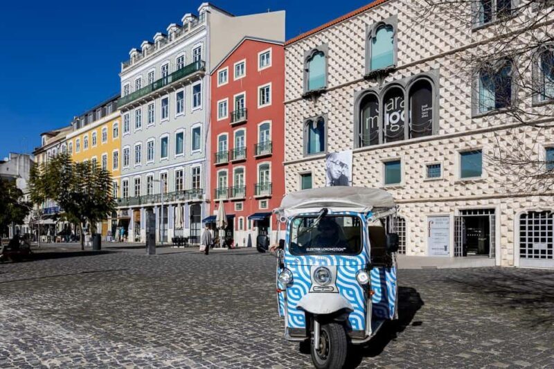 Lisbon: Old City Premium Private Guided Tour by Tuk-Tuk - Good To Know