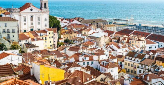 Lisbon - Old Town Private Walking Tour - Cultural and Historical Landmarks
