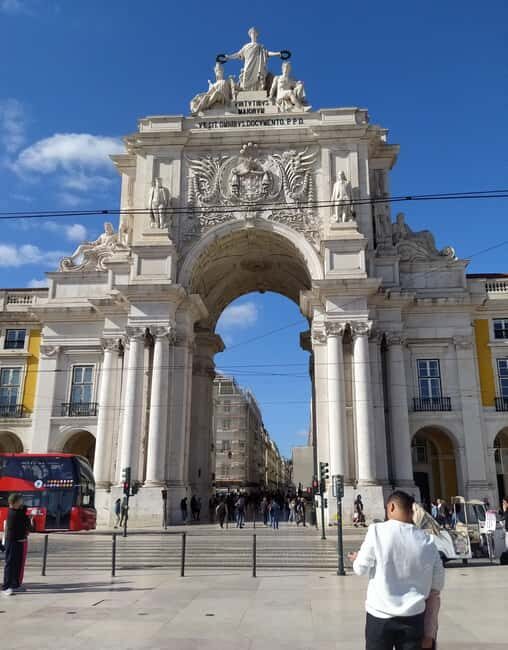 Lisbon Old Town sightseeing with tuk tuk - Who Would Love This Tour?