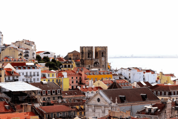 Lisbon: Old Town Tour by Tuk Tuk | Local Guide - The Sum Up