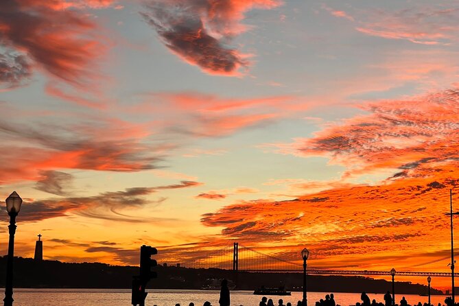 Lisbon Old Town Tuk Tuk Tour - Cancellation Policy