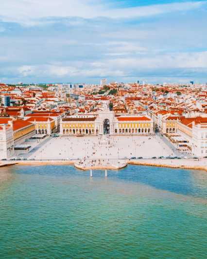 Lisbon: Old Town TukTuk Tour - Itinerary Highlights