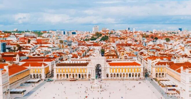 Lisbon: Old Town TukTuk Tour - Tour Experience