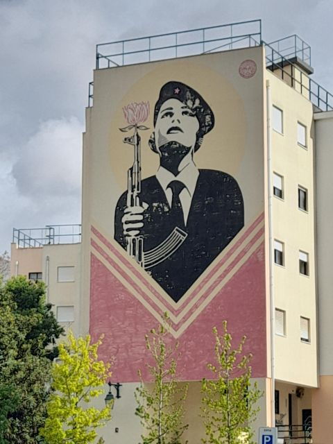 Lisbon Old Town With Street Art Highlights - Good To Know