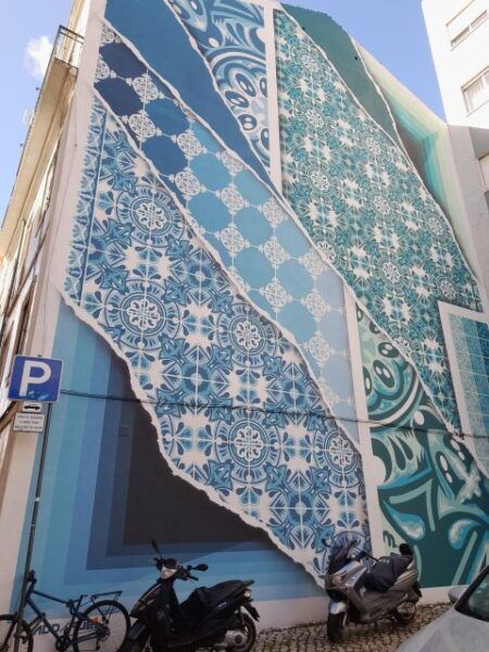 Lisbon Old Town With Street Art Highlights - Meeting Point and Itinerary Details