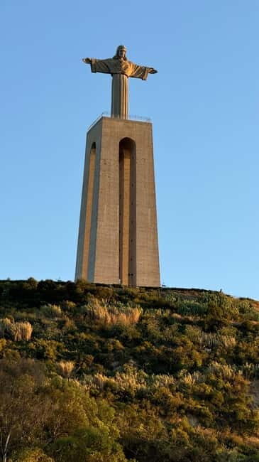 Lisbon On a Sailboat - Cultural Facts and Sailing Experience - Who Should Consider This Tour?