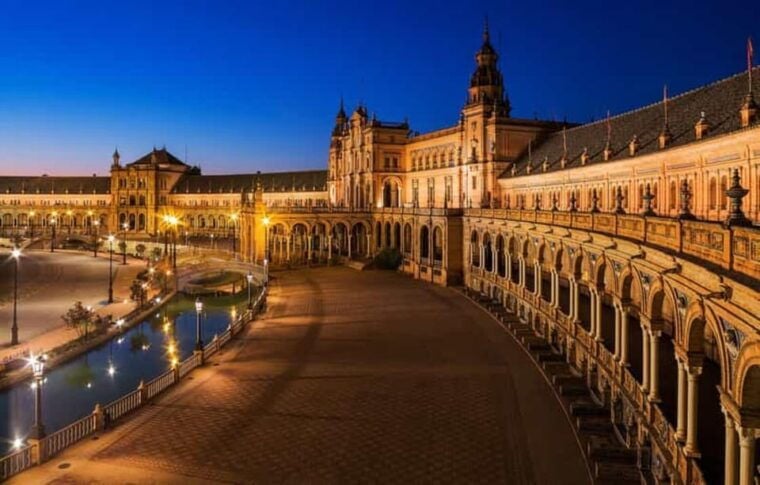 Lisbon: One-Way Trip to Seville up to 2 Stops Algarve Huelva - Exploring Tavira, Algarve