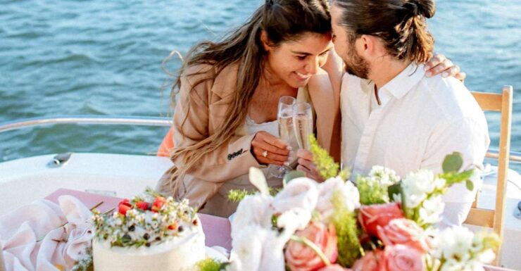 Lisbon: Overnight and Sailing Romantic Sunset Experience - Activity Details