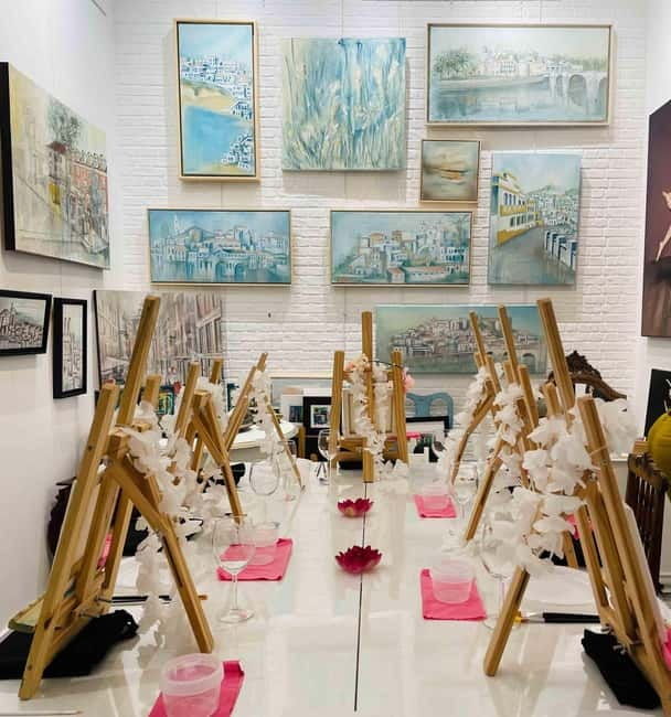 Lisbon: Painting Class in an Art Gallery - FAQs