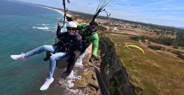 Lisbon: Paragliding Flight - Praia Das Bicas - Frequently Asked Questions