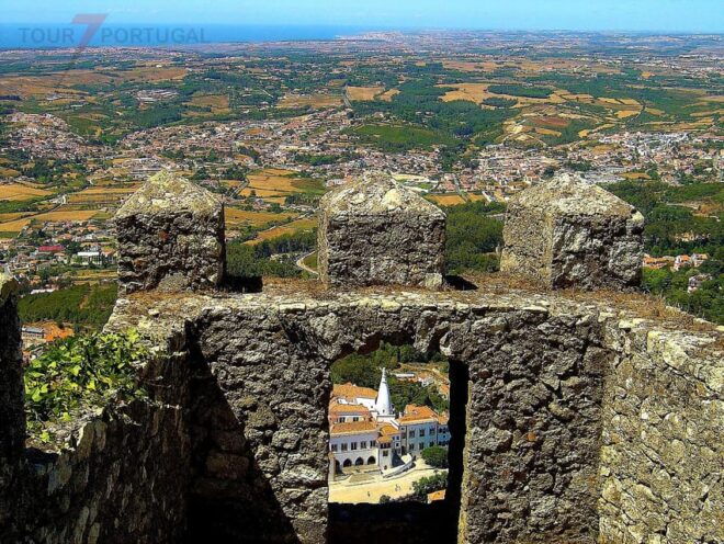 Lisbon: Pena Palace, Moorish Castle, Qta. Regaleira & Sintra - Booking and Reservation