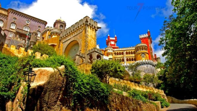 Lisbon: Pena Palace, Moorish Castle, Qta. Regaleira & Sintra - Inclusions and Exclusions