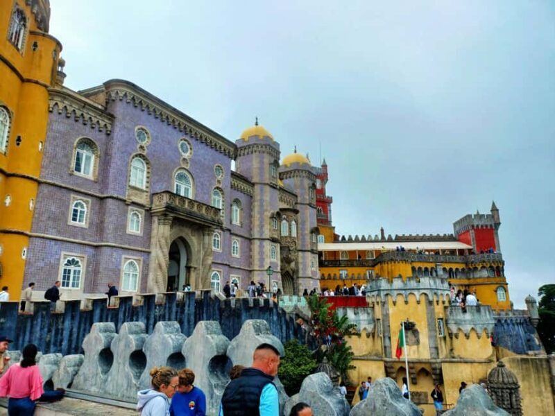 Lisbon: Pena Palace, Qta Regaleira, Moorish Castle & Cascais - The Itinerary in Detail