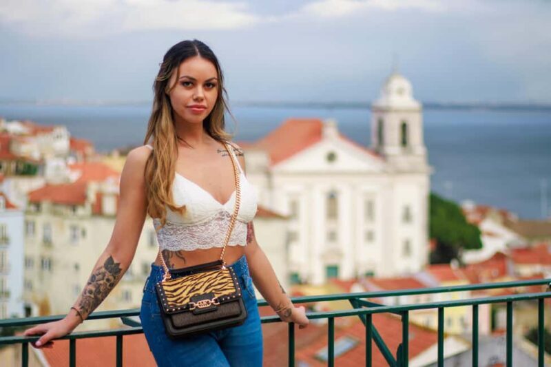 Lisbon: Photoshoot in Alfama | Santa Luzia and Portas do Sol - The Sum Up