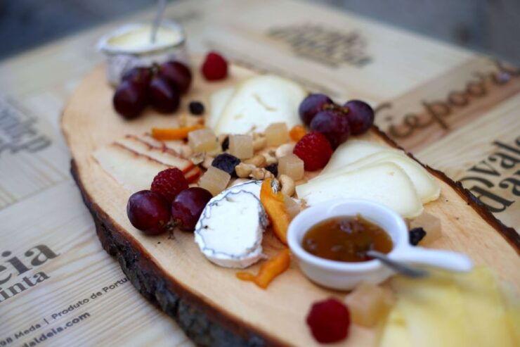 Lisbon: Port Wine Tasting & Tapas - Experience