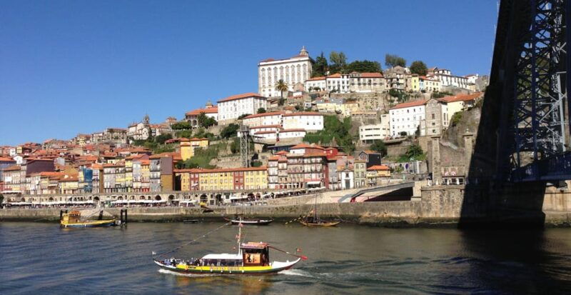 Lisbon: Porto Private transfer visiting Nazare and Obidos - Who Would Love This Tour?