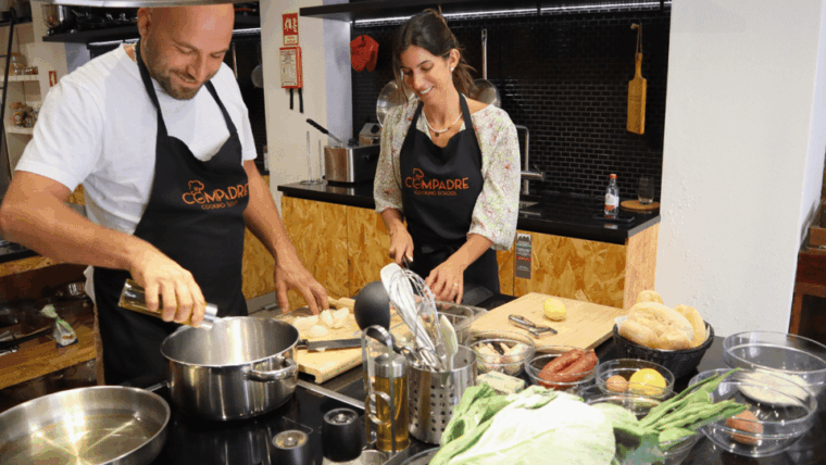 Lisbon: Portuguese street food cooking class with Drinks - FAQs