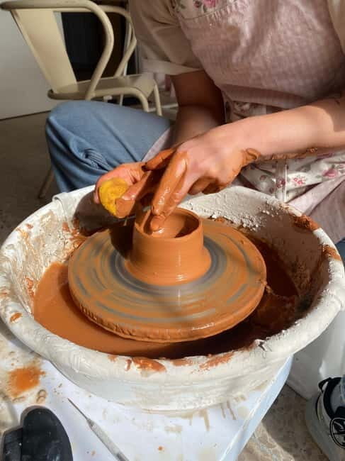 Lisbon: Pottery Wheel Lesson - Meditate With Clay - A Closer Look at the Experience