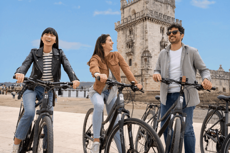 Lisbon: Private Boat Trip, Guided Walking Tour, Bike & Tram - Practical Details and Tips for Participants  