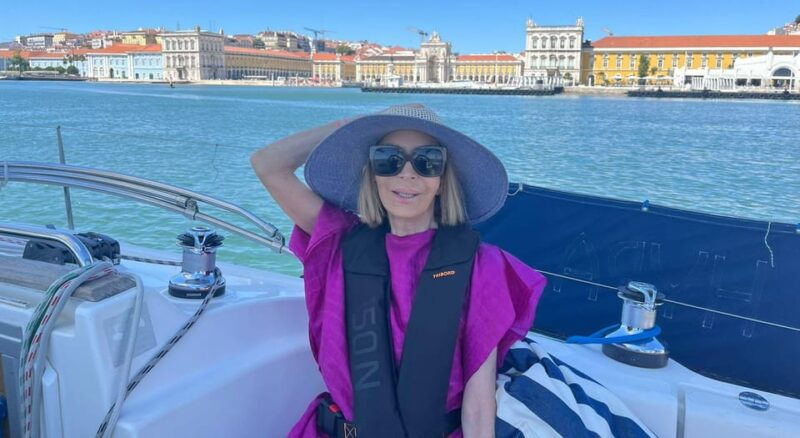Lisbon: Private Boutique Boat Tour  Sail in Style - The Itinerary: Scenic Stops and Iconic Landmarks