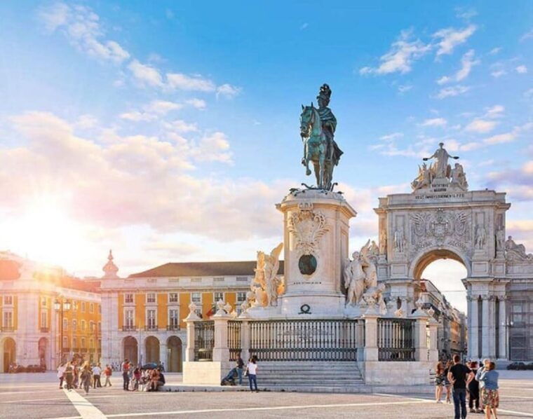 Lisbon: Private City Tour - Transportation and Comfort