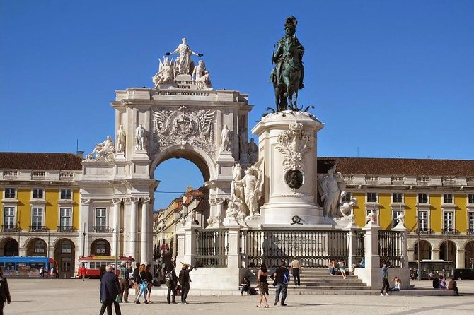 Lisbon Private Full Day Sightseeing Tour - Historical Monuments and Landmarks