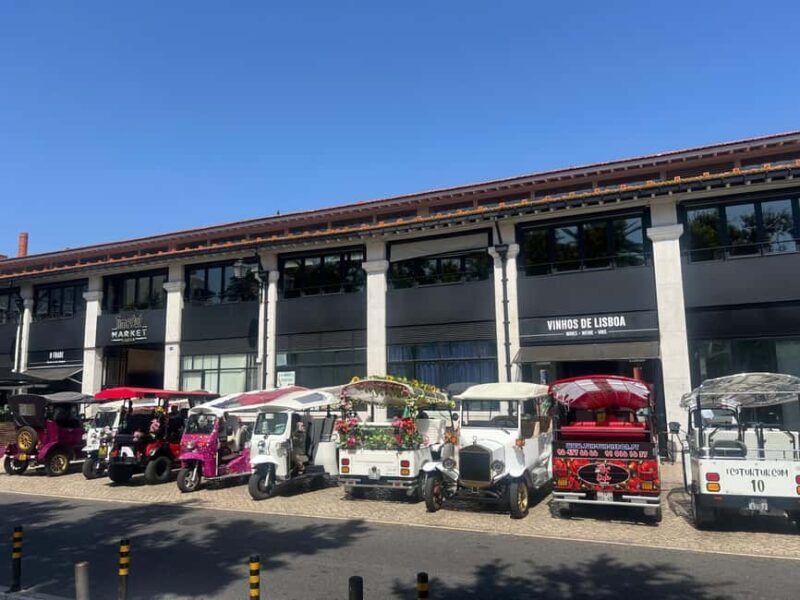 Lisbon: Private Guided TukTuk Tour Old Town 8-10 Spots - Analyzing the Value and Price