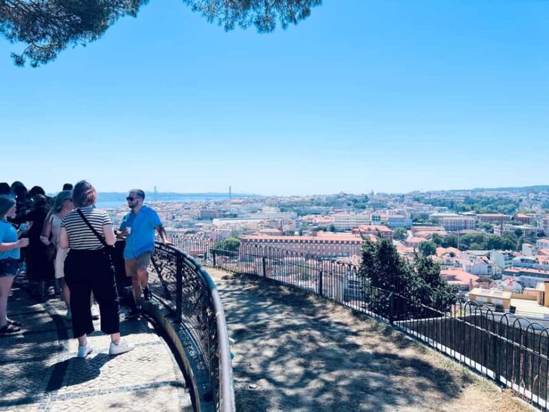 Lisbon: Private Guided TukTuk Tour Old Town 8-10 Spots - Final thoughts