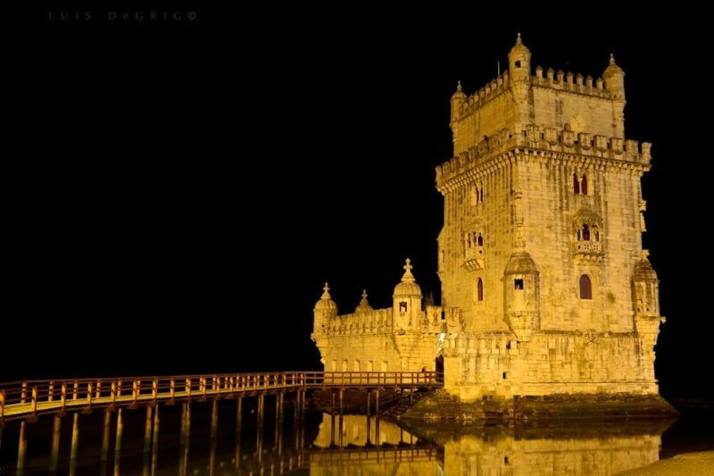 Lisbon: Private Lisbon by Night Tour with Local Guide - Good To Know
