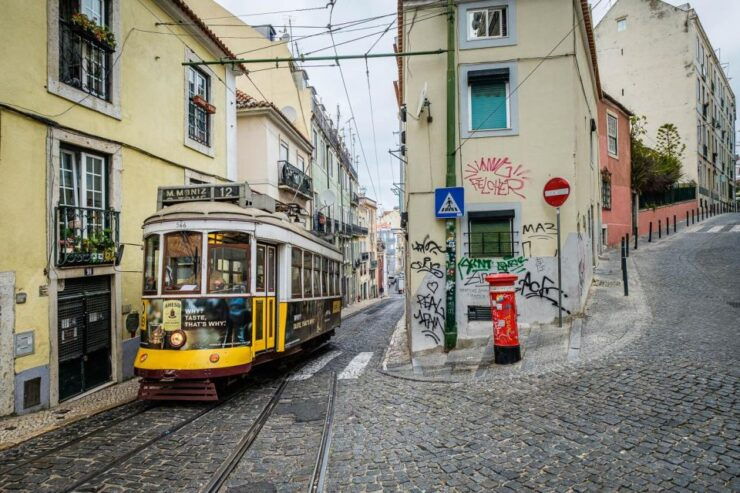 Lisbon: Private Morning Light Photography Tour - Tour Details