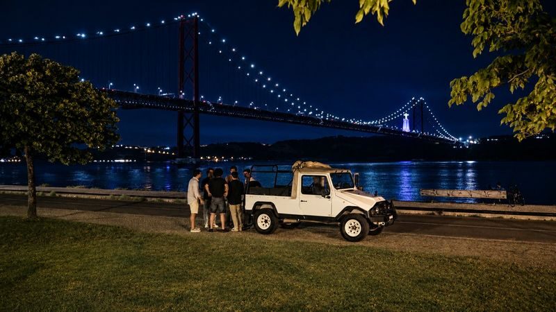 LISBON PRIVATE NIGHT EXPERIENCE in a Jeep with FOOD & DRINK Tastings - Pickup, timing and other details to settle
