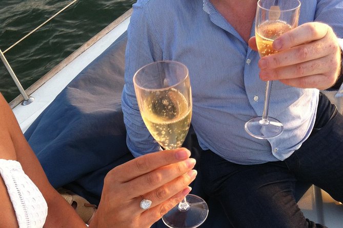 Lisbon Private Romantic 2h Cruise- Day/Sunset With Sparkling Wine - Tour Details and Highlights