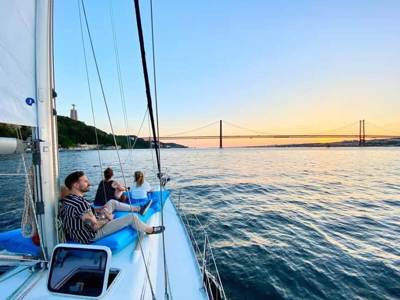 Lisbon: Private Sailing Experience with Locals - Drinks and Comfort