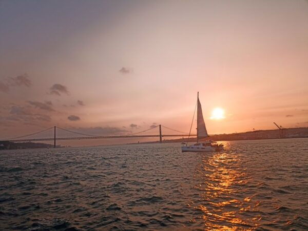 Lisbon: Private Sailing Tour - The Sum Up