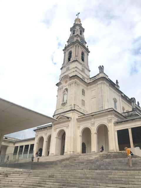Lisbon: Private Sanctuary of Fátima half day Guided Tour - An Overview of the Experience
