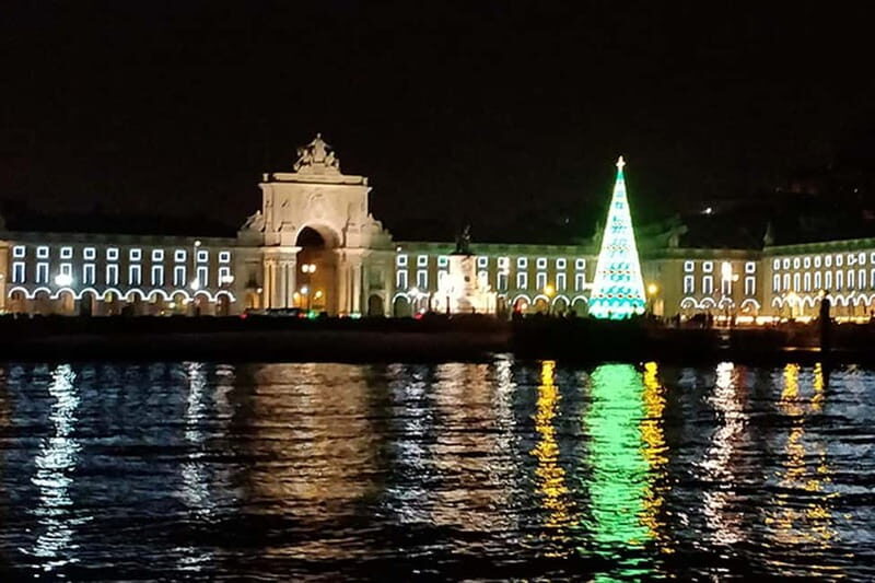 Lisbon: Private Speedboat Historical Tour - Practical Details and Tips