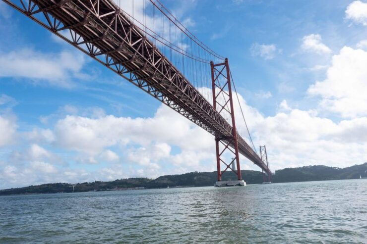 Lisbon: Private Sunset Tour Aboard a Traditional Boat - Experience Highlights