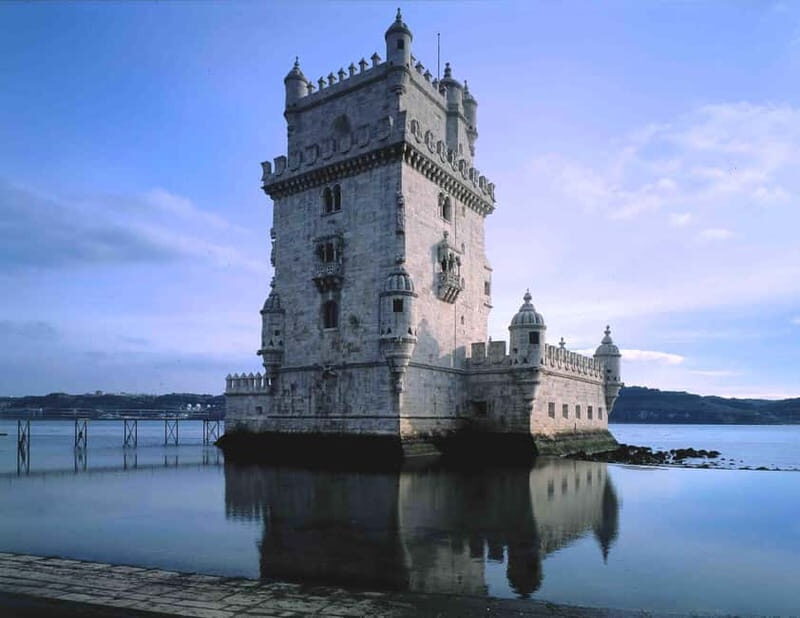 Lisbon: Private Tagus River Cruise with Drinks - Why This Tour Offers Good Value