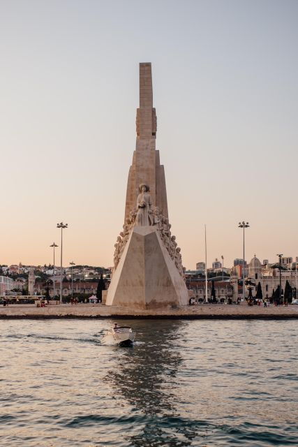 Lisbon: Private Tejo River Boat Tour for up to 4 People - Tour Details