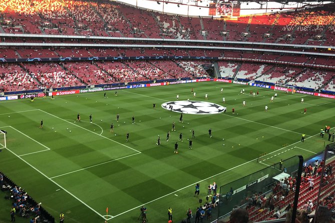 Lisbon Private Tour - Sample Famous Custard Tarts