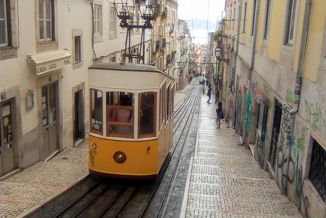 Lisbon Private Tour From 1 to 8 People - Tour Overview