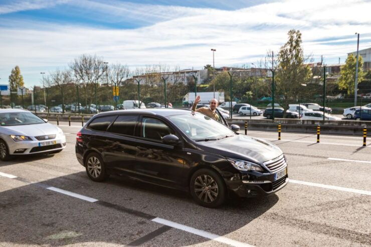 Lisbon: Private Transfer Between Airport and City Center - Experience and Benefits