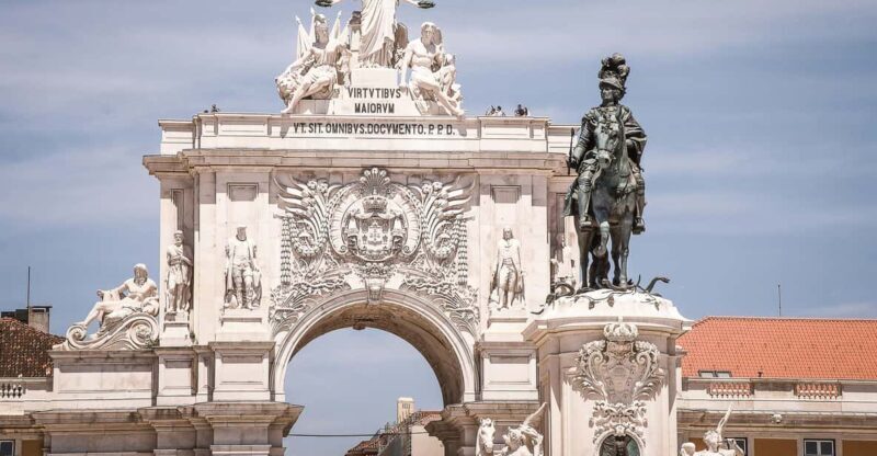 Lisbon: Private Tuk-Tuk Tour - Introduction