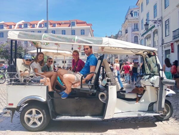 Lisbon: Private Tuk Tuk Tour Historical Old City Sightseeing - Activity Description