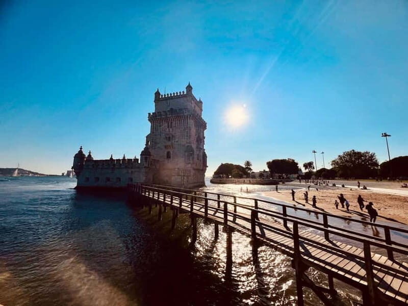 Lisbon: Private Tuk Tuk Tour with Polaroid Photos - The Guide Experience and Personal Touch