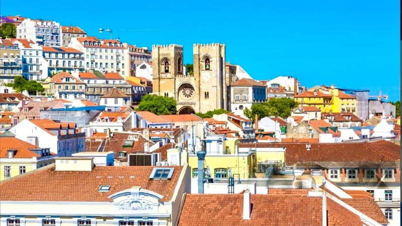 Lisbon: Private Tuktuk Tour with History & Music - The Itinerary: What You’ll See and Experience