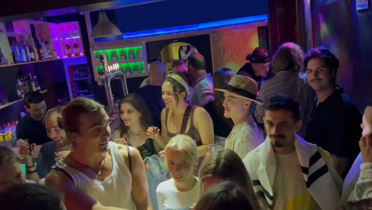 Lisbon Pub Crawl: Unlimited Drinks, Shots & V.I.P Club Entry - Why This Tour Works Well