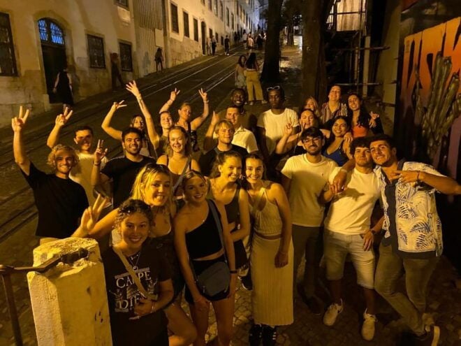 Lisbon: Pub Crawl With Unlimited Drinks and VIP Club Entry - Important Information and Requirements