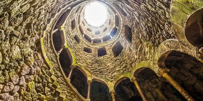 Lisbon: Regaleira, Sintra, Pena Palace, and Cascais Day Trip - Explore the Majestic Pena Palace