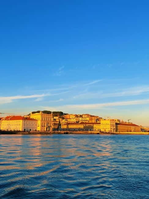 Lisbon Sailing Boat Tour: Beach Stop with snacks and drinks - FAQs